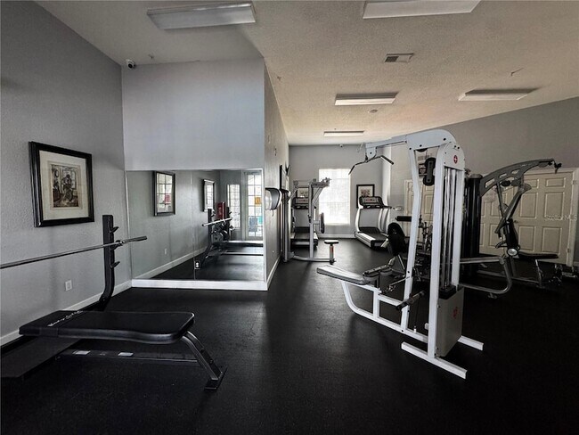 Building Photo - 9141 Lee Vista Blvd