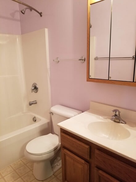Building Photo - 5809 Fieldstone Trl