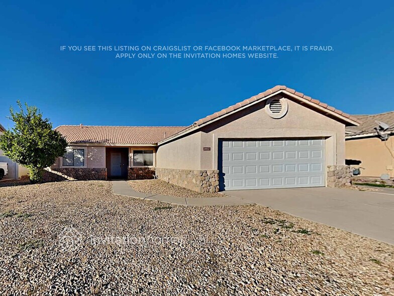 Primary Photo - 8812 W Holly St