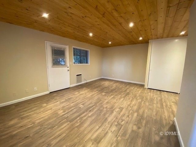 Building Photo - 55517 Howland Rd