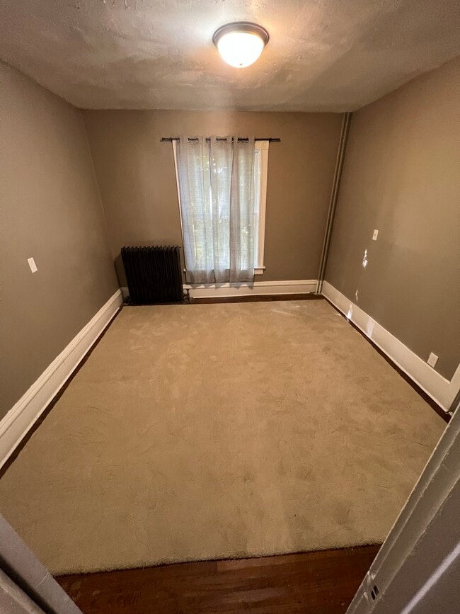 Building Photo - 394 Nevada St