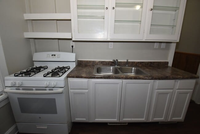 Building Photo - 510 S St Joseph St