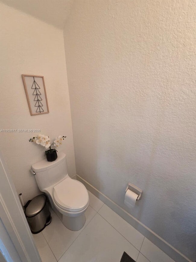 Building Photo - 11260 NW 84th St