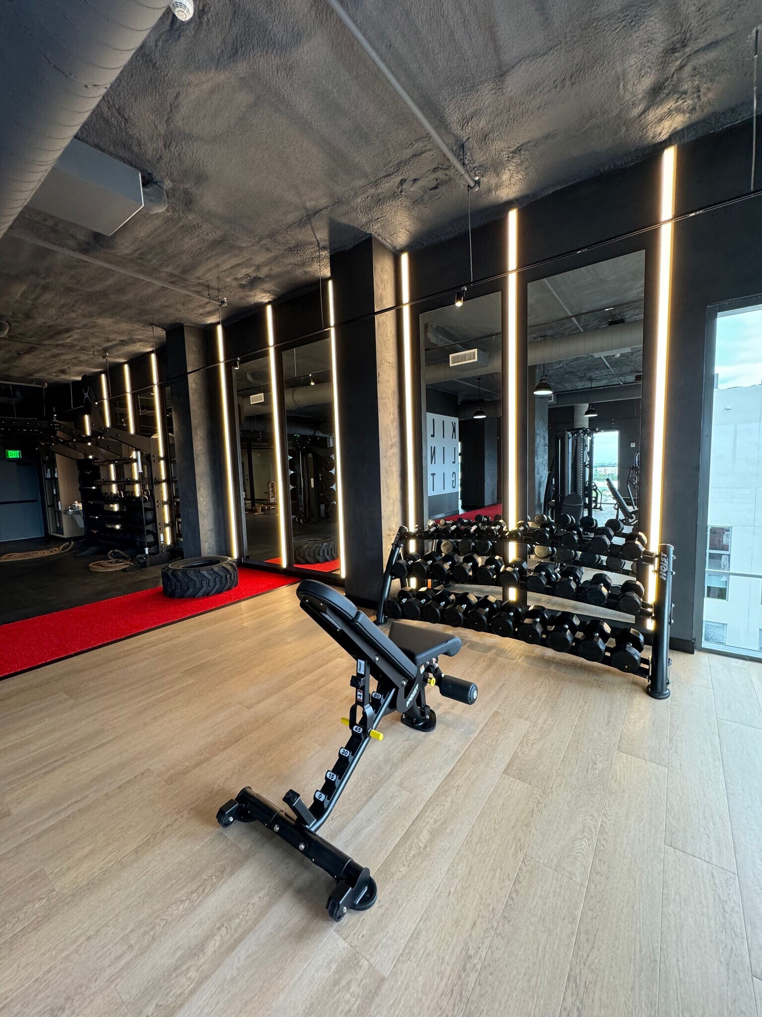 Building Photo - 132 NE 22nd St