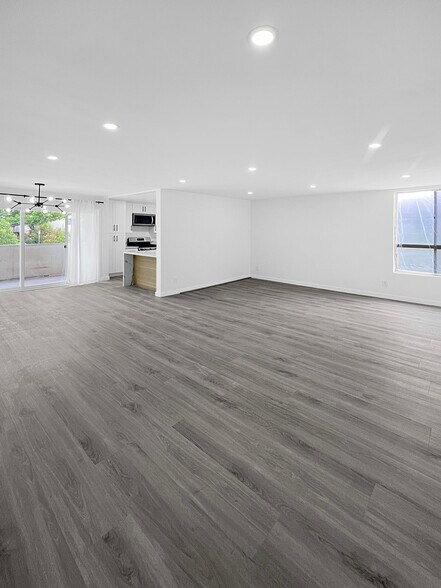 Building Photo - 1345 18th St