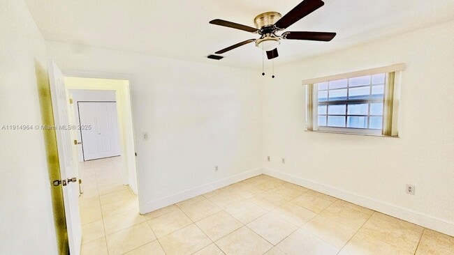 Building Photo - 3182 SW 25th Ter