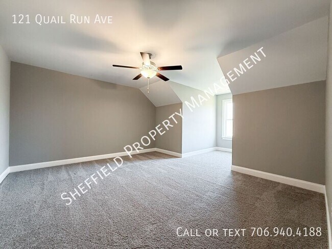 Building Photo - 121 Quail Run Ave