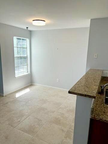 Building Photo - 1050 Crystal Way