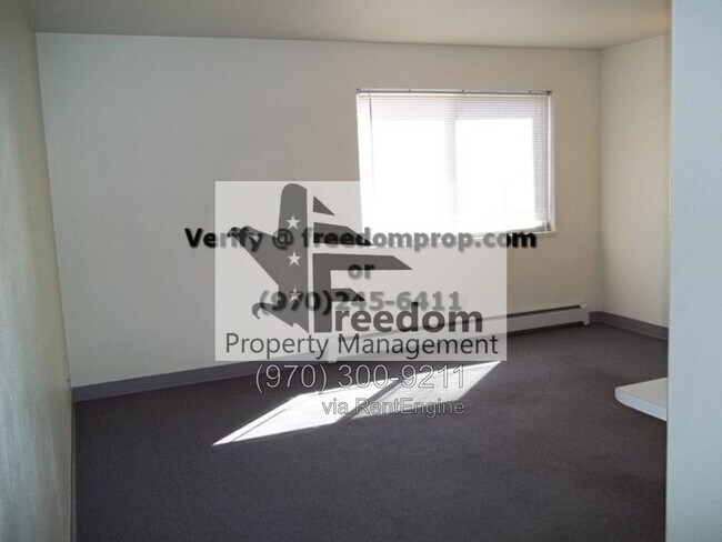 Building Photo - 1102 Belford Ave