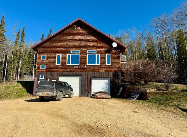 Primary Photo - Charming 2-Bedroom Home with Loft on Moose...