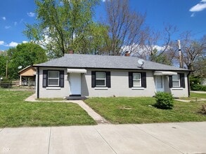 Building Photo - 1702 E 25th St
