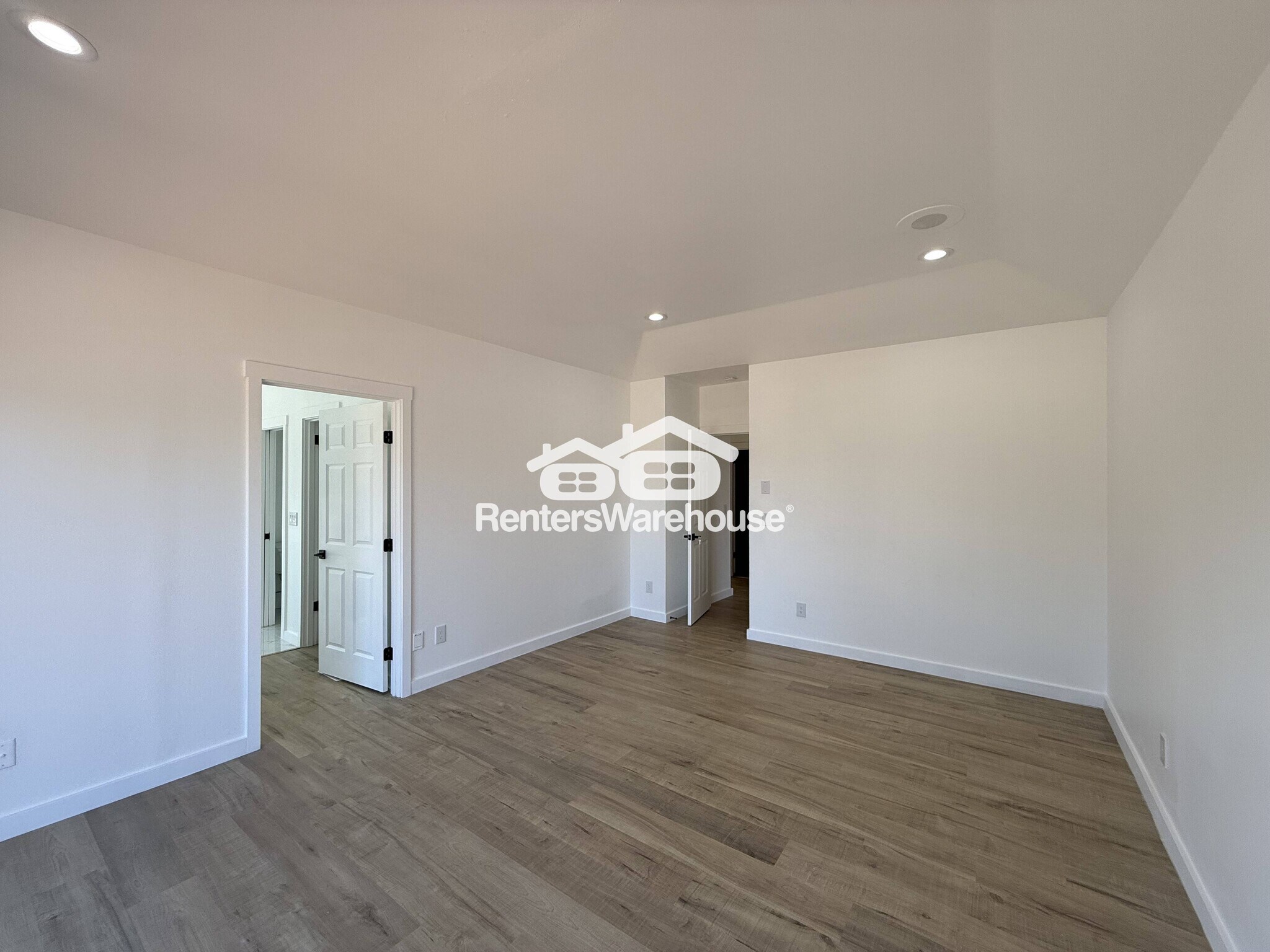 Building Photo - 2805 Chambers Bay Dr
