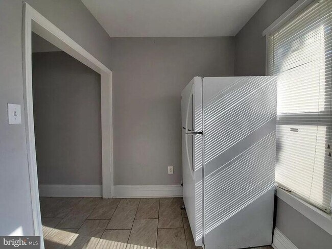 Building Photo - 3114 W Gordon St