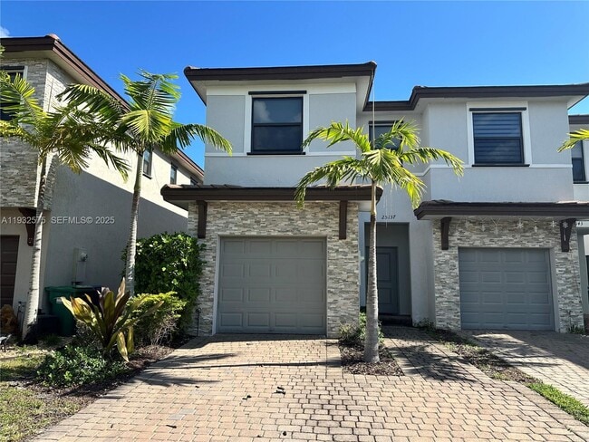 Building Photo - 25137 SW 108th Ave