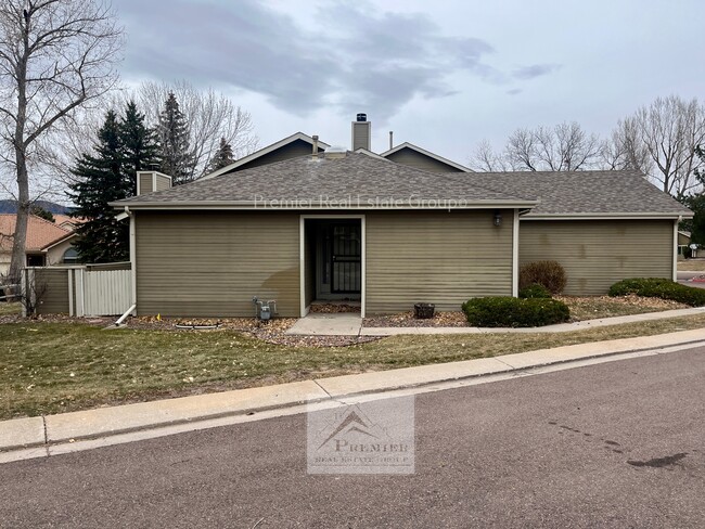 Building Photo - 75 Rising Sun Terrace