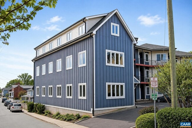 Building Photo - 215 5th St SW