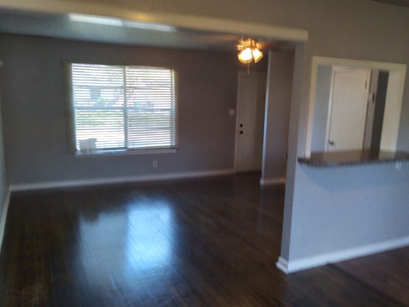 Building Photo - 11608 Segrest Dr