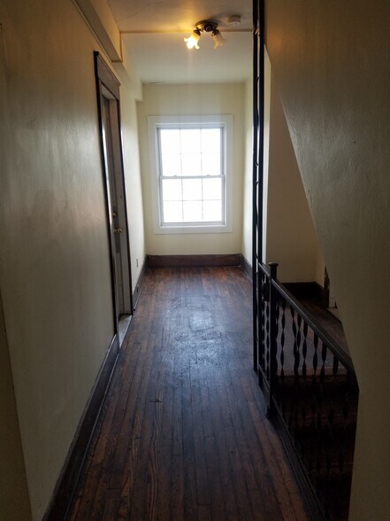 Hallway - 678 Spruce St