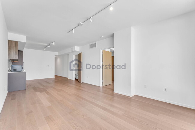 Building Photo - 555 Golden Gate Ave