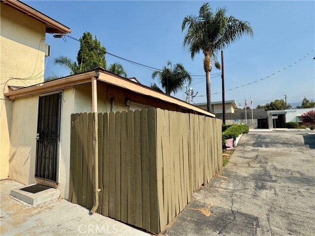 Primary Photo - 8863 San Bernardino Rd