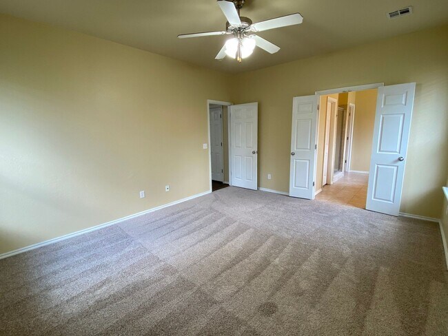 Building Photo - 3 Bed, 2 Bath NW OKC Home with Large Maste...