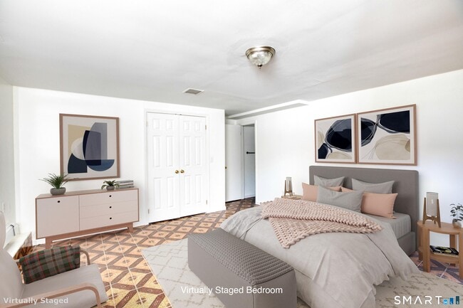 Building Photo - 25 Alexander St