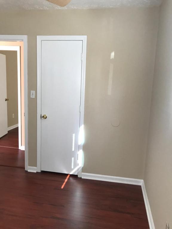 Building Photo - 1811 Dalton Ct