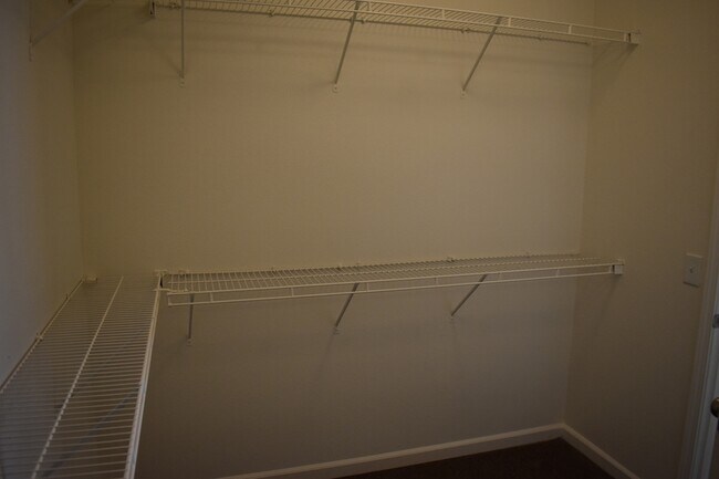 Building Photo - 1283 Orion Ct