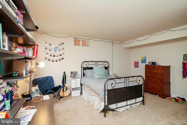 Building Photo - 5812 Falls Gate Ct