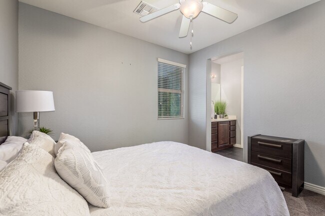 Building Photo - INCREDIBLE Executive Style homes in the po...