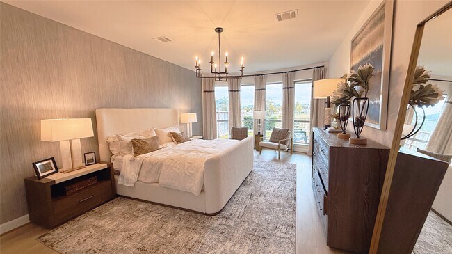 Building Photo - 5603 Logan Ridge Ln