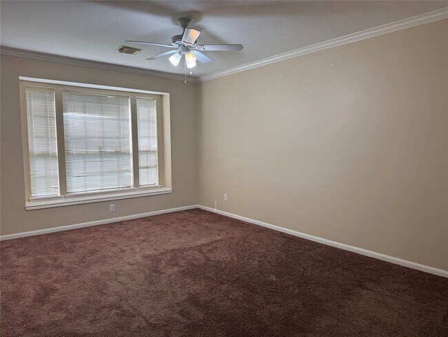 Building Photo - 17415 Fountainview Cir