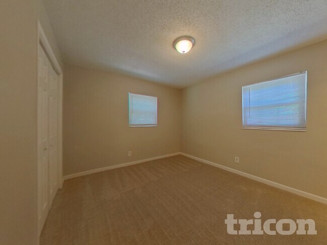 Building Photo - 15375 Hopedale Ln