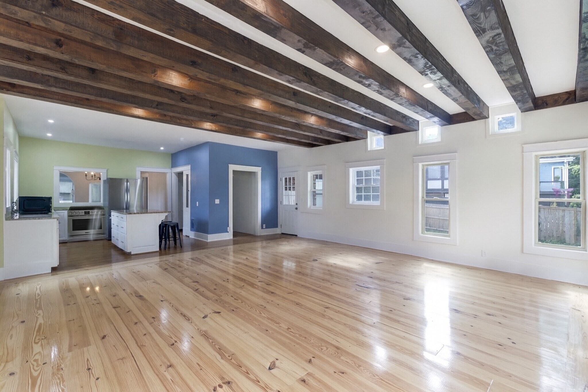 Building Photo - 3008 Blakemore Ave