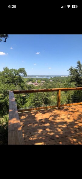 Building Photo - 8241 Forest Ridge Dr