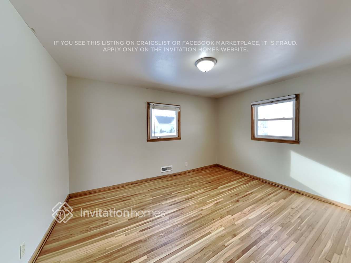 Building Photo - 5239 4th St NE