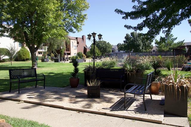 Building Photo - 1700 Baird Farm Cir