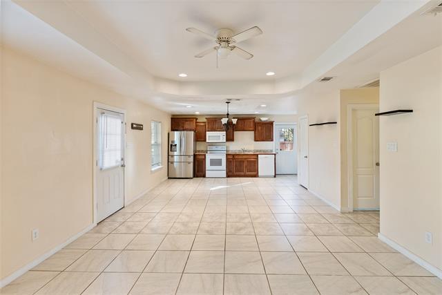 Building Photo - 202 N Harrison Ave