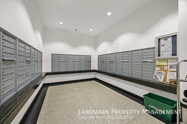 Building Photo - 757 N Orleans St