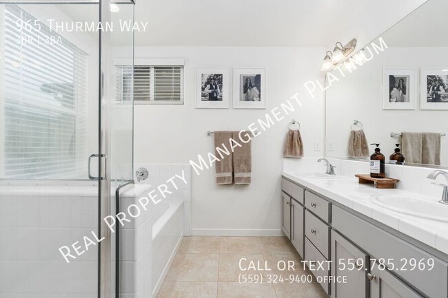 Building Photo - 965 Thurman Way