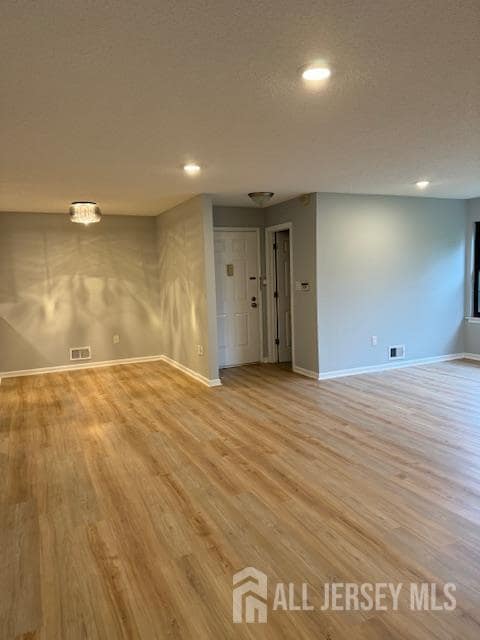 Building Photo - 184 Wycoff Way W