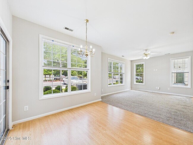 Building Photo - 2111 Kudrow Ln