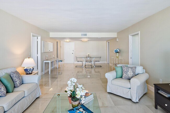 Building Photo - 2773 S Ocean Blvd