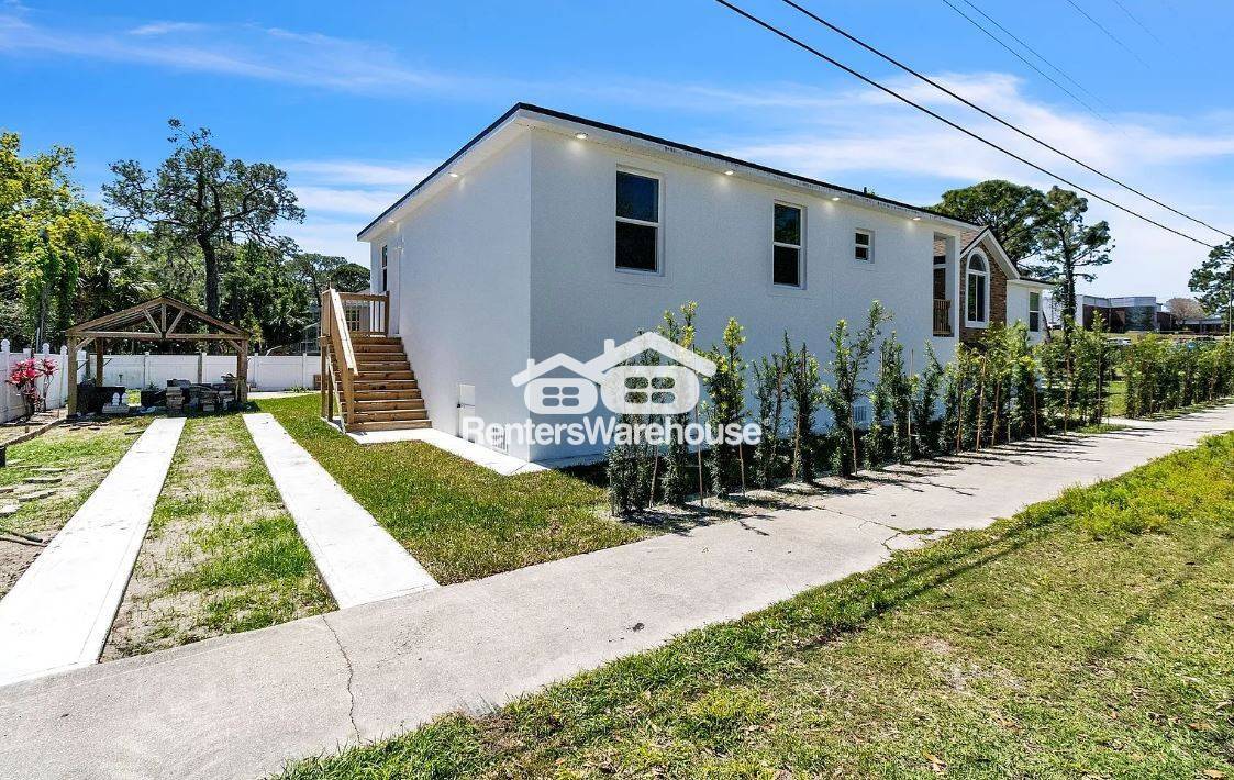 Building Photo - 528 Wideview Ave