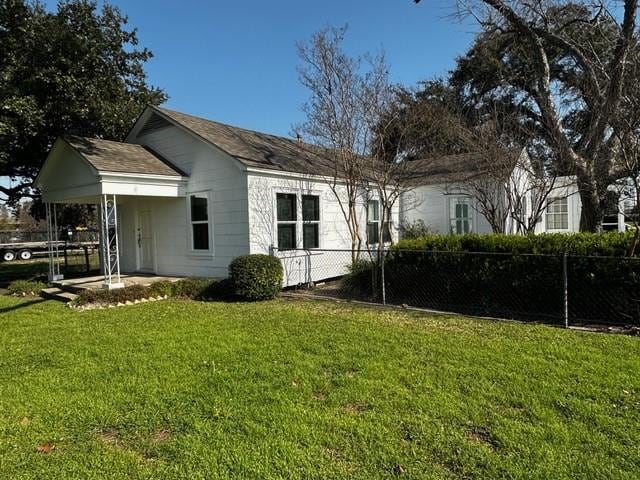Building Photo - 14742 Hempstead Rd