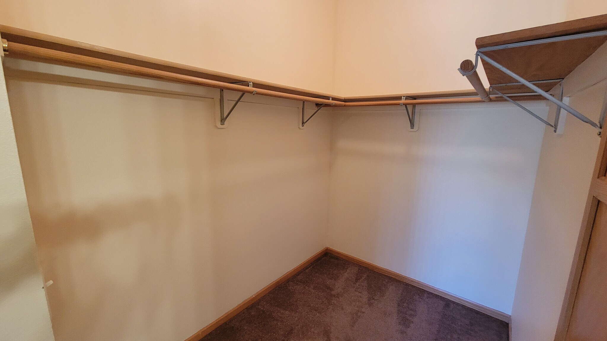 Building Photo - 6655 Windsor Commons Ave