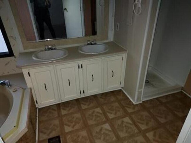 Building Photo - 1481 Joel Rd