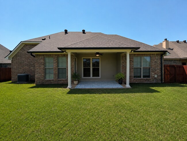 Building Photo - 519 Brompton Ln