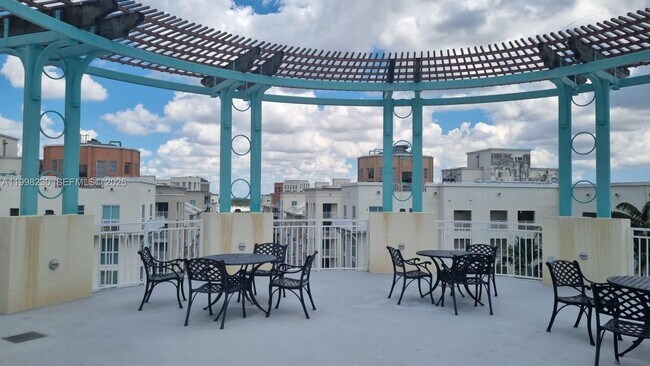 Building Photo - 7270 SW 88th St