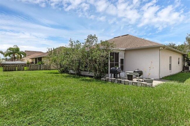 Building Photo - 2482 Huron Cir